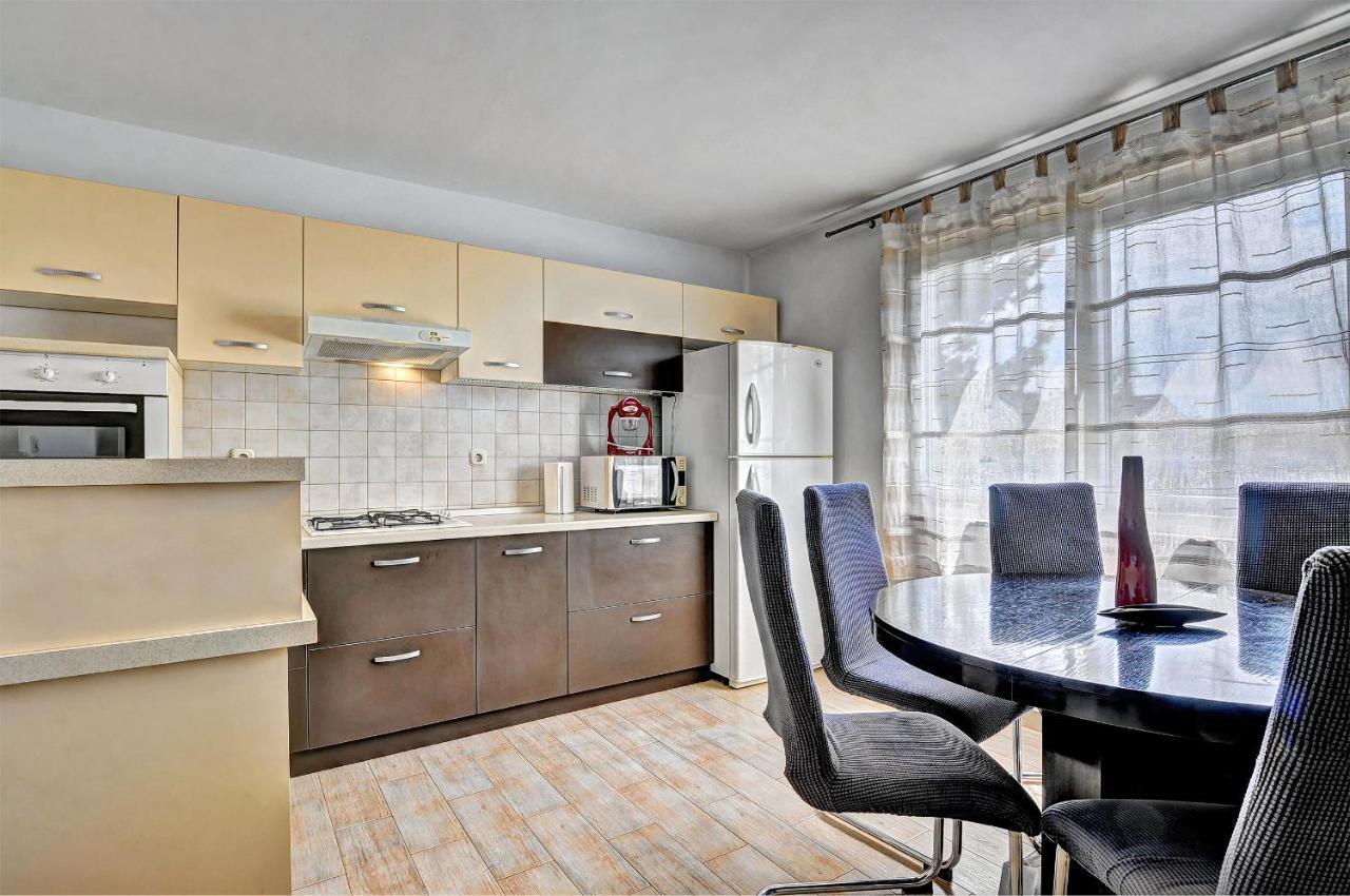 Appartement Lina à Pula Extérieur photo
